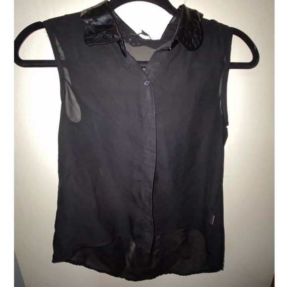 Almost Famous Button Up Top - Picture 1 of 3